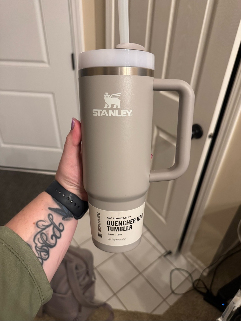 Stanley Quencher Tumbler - Taupe with White Lid